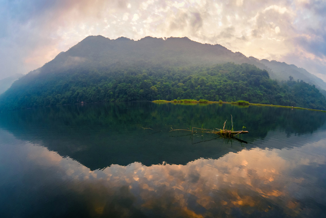 Ba Be Lake – A green pearl of the nature
